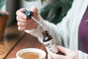 CHILL OUT ON THANKSGIVING WITH THE BEST CBD PRODUCTS