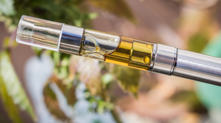 Learn to Vape CBD Oil in An Efficient Way